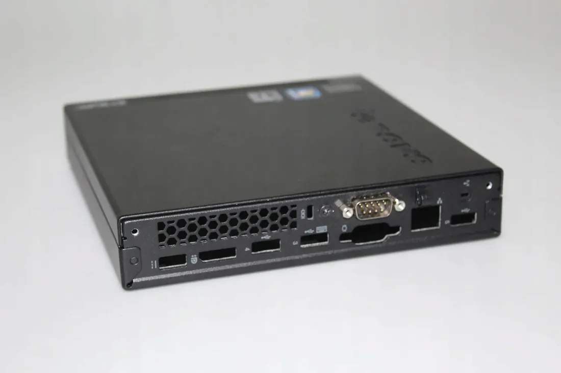 obudowa-lenovo-thinkcentre-m93p-tiny