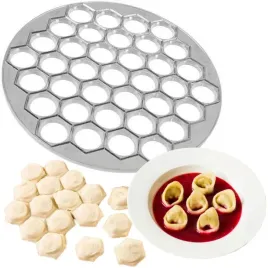 forma-do-uszek-pierogow-pieroznica-foremka-do-robienia-uszek-37-sztuk-3-cm