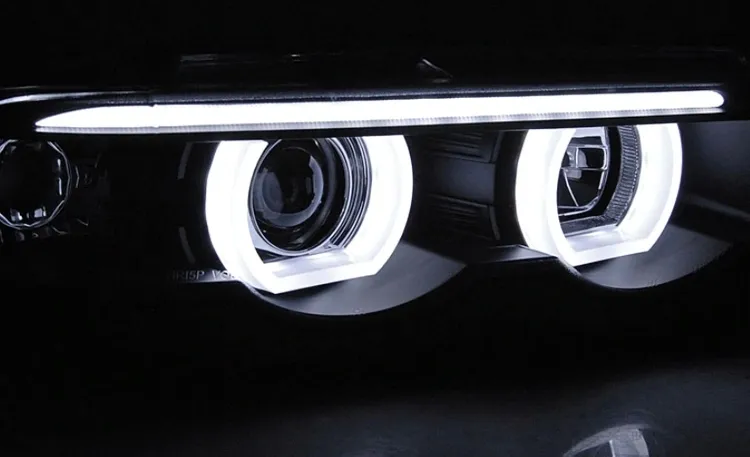 lampy-reflektory-bmw-e38-94-01-ringi-3d-led-black