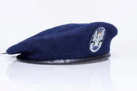 beret-kadeta-szkoly-klasa-mundurowa-granatowy-mon-58