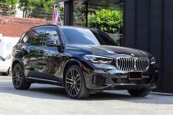 stopnie-progowe-bmw-x5-g05-2018-suv-stan-nowy-kolor-srebrny