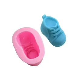 forma-silikonowa-do-mydla-bazy-mydlanej-swiec-odlewu-wosku-baby-bucik