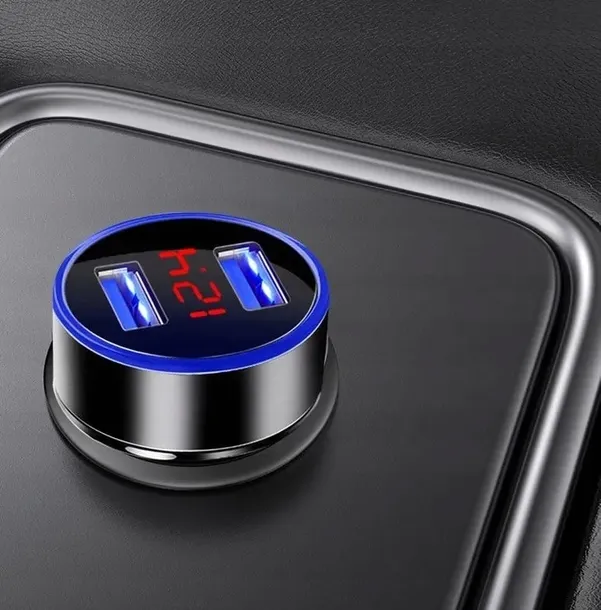 ladowarka-samochodowa-24w-2-usb-zlacza-usb