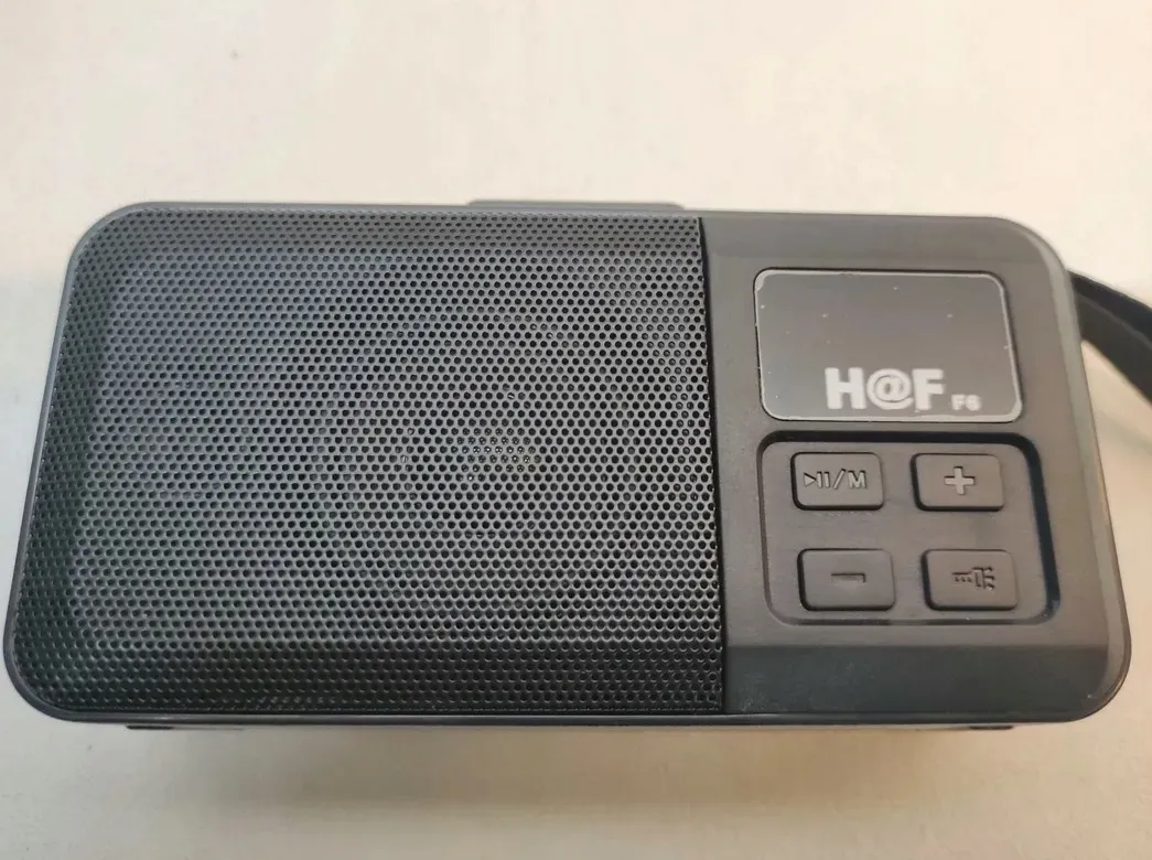 radio-glosnik-bluetooth-solar-usb-karta-tf