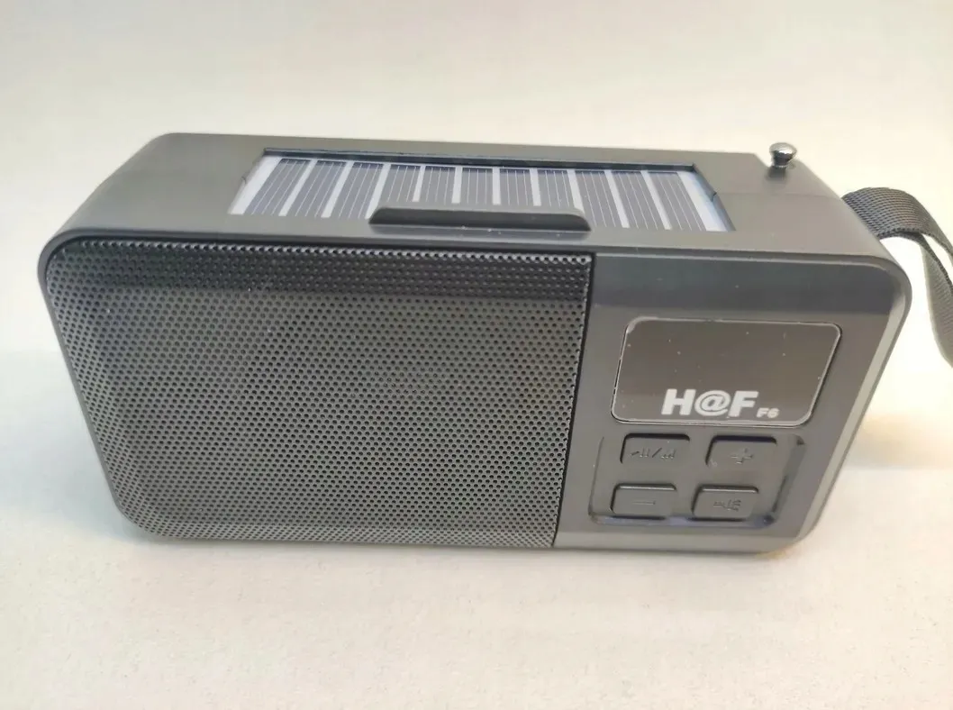 radio-glosnik-bluetooth-solar-usb-karta-tf-stan-nowy