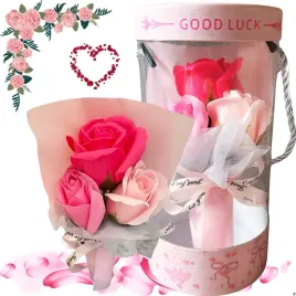 flower-box-kwiaty-mydlane-bukiet-na-prezent-3-roze-flowerbox-walentynki