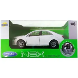toyota-camry-2016-bialy-metalowy-samochod-auto-model-kolekcjonerski-welly