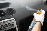 srodek-do-kokpitu-arctic-600mlblyszczacy-producent-moje-auto