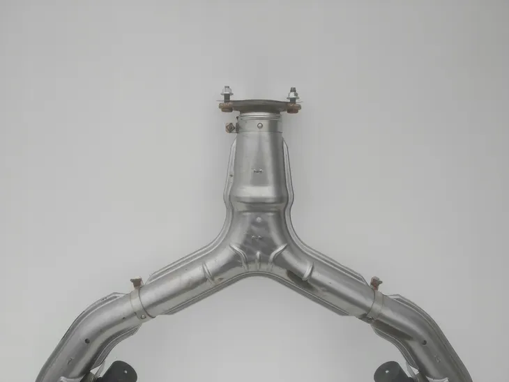 trojnik-wydechowy-y-pipe-strona-zabudowy-lewe-prawe