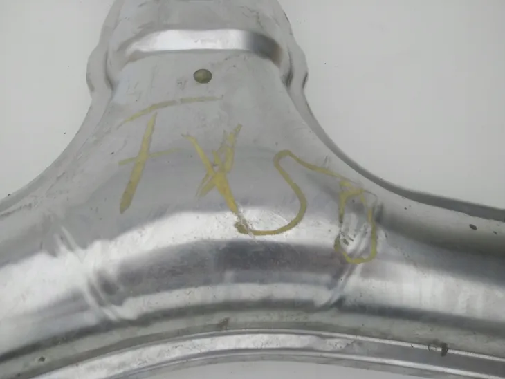 trojnik-wydechowy-y-pipe-stan-nowy-numer-katalogowy-czesci-y-pipe