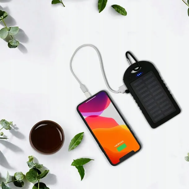us14-ladowarka-solarna-powerbank-5000mah-liczba-zlaczy-ladujacych-2
