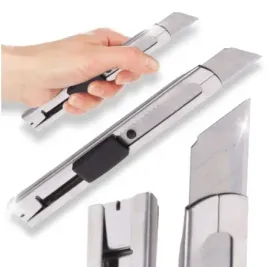 noz-do-tapet-metalowy-nozyk-18mm-ostrze-lamane