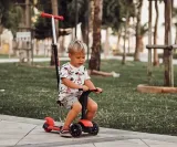 scooter-little-star-red-kolor-czarny-czerwony
