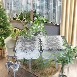 obrus-zakardowy-bieznik-bialy-swiateczny-bombki-na-boze-narodzenie-50x100cm