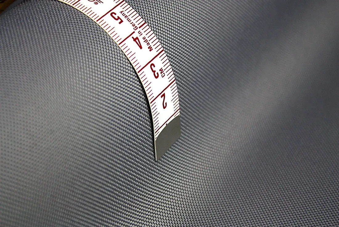 material-wodoodporny-na-zewnatrz-teflon-j-grafit