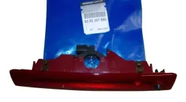 lampa-stopu-dodatkowe-trzecie-swiatlo-stop-twingo-ii-8200387890