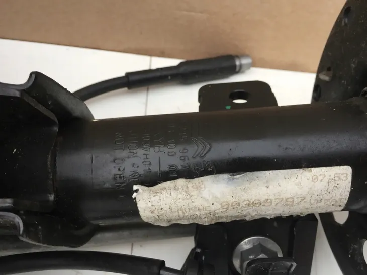 amortyzator-jumpy-expert-iv-przod-9821596780-typ-samochodu-samochody-osobowe-samochody-dostawcze