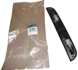 lampa-tablicy-rejestracyj-kangoo-klapa-8200103260