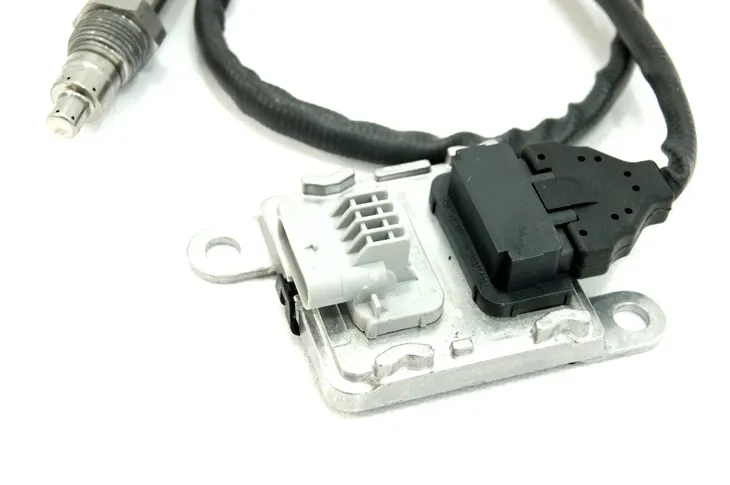 sonda-lambda-czujnik-nox-trafic-1-6dci-227905433r-producent-czesci-renault-oe