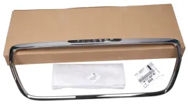 chromowana-ramka-atrapa-przod-peugeot-3008-lift-1611182780-org
