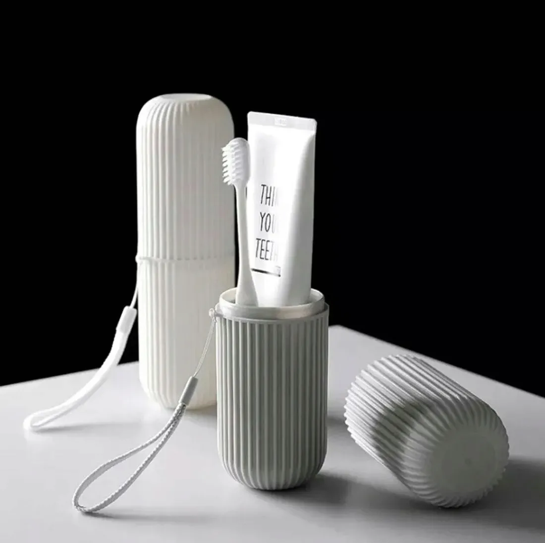 ag870c-etui-na-szczoteczke-i-paste-biale