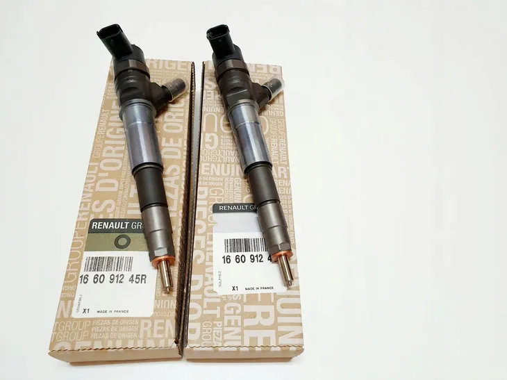 wtryskiwacz-master-iii-2-3dci-166091245r-numer-katalogowy-oryginalu-0-445-110-375