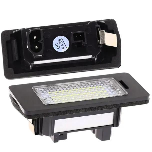 podswietlenie-tablicy-rej-lampki-led-bmw-e39-e60-e61-e90-e91-e92-e93-x5-x6-producent-czesci-pyro