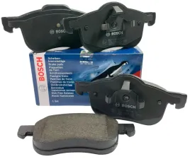 bosch-klocki-przod-hyundai-accent-iii-i20-i-kia-rio-ii-256mm