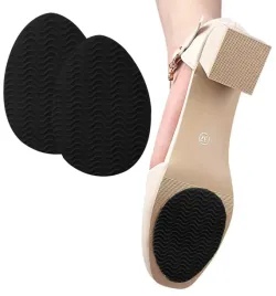 naklejki-antyposlizgowe-na-buty-podeszwe-samoprzylepne-podkladki-nakladki