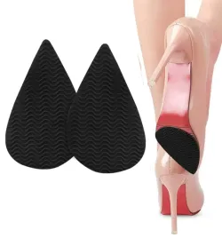 naklejki-antyposlizgowe-na-buty-podeszwe-samoprzylepne-podkladki-nakladki
