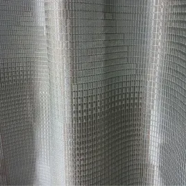 nowoczesna-elegancka-zaslona-na-tasmie-szaro-brazowa-kratka-160x250cm