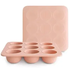 mushie-silikonowa-foremka-do-mrozenia-przekasek-dla-niemowlat-blush
