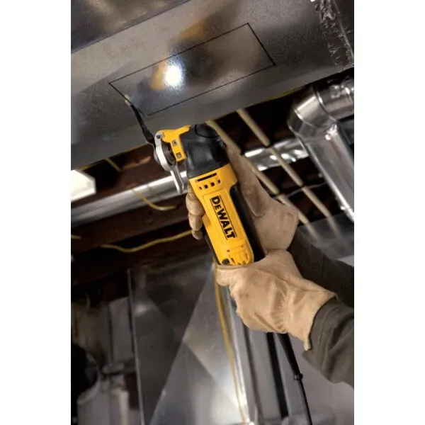 dewalt-brzeszczot-do-drewna-pcv-dcs355-dcs356-stan-nowy