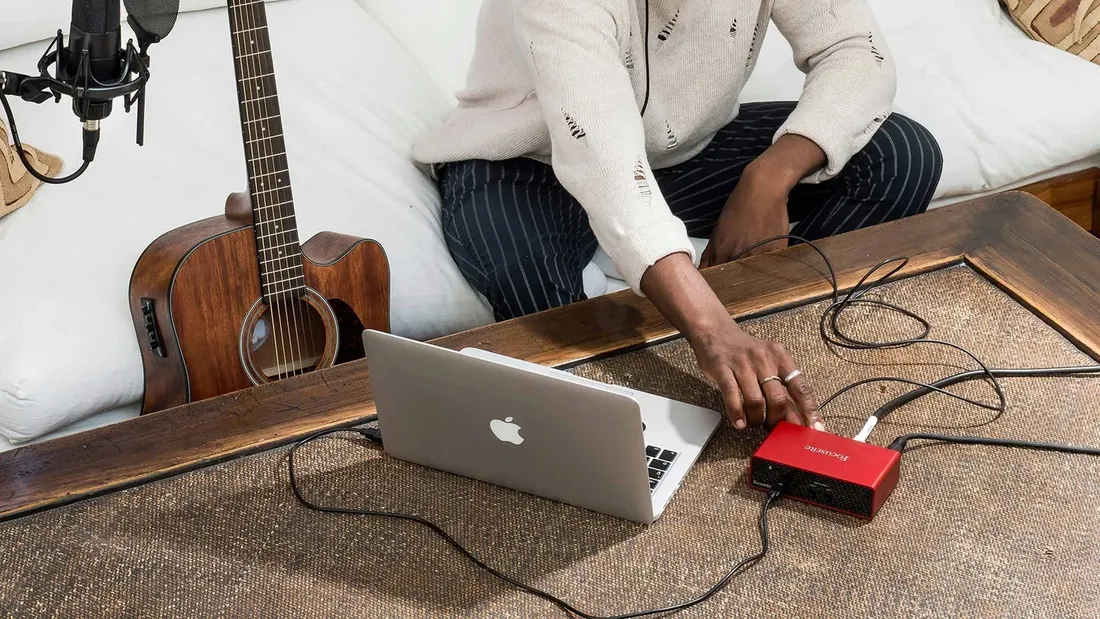 interfejs-audio-focusrite-scarlett-solo-3rd-gen-usb-xlr-jack-63-mm