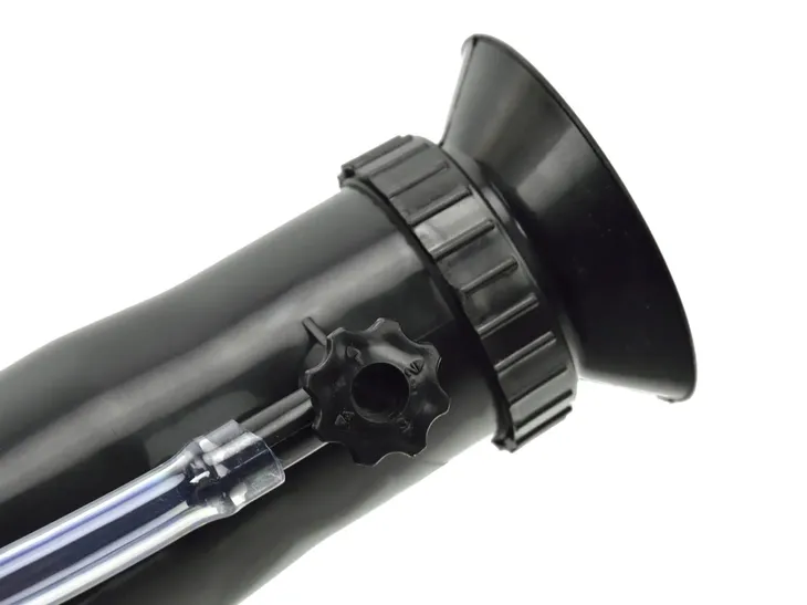 opryskiwacz-spalinowy-26l-1-waga-narzedzia-11-kg