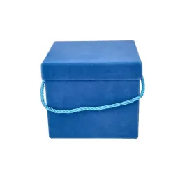 flowerbox-kwadratowy-niebieski-welur-pudelko-na-kwiaty-prezent-15x13cm