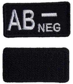 plakietka-rzep-naszywka-grupa-krwi-ab-negative-czarna