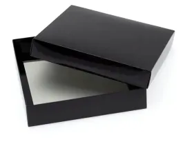 pudelko-laminowane-180x180x40mm-czarne-ozdobne