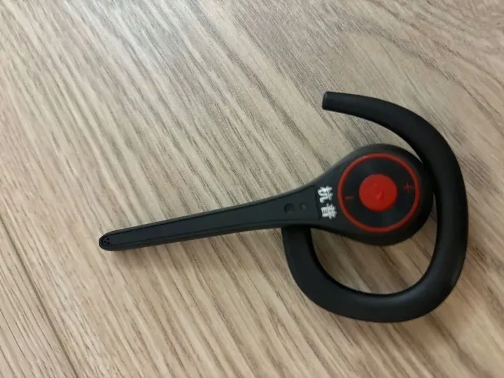 zestaw-sluchawkowy-bluetooth