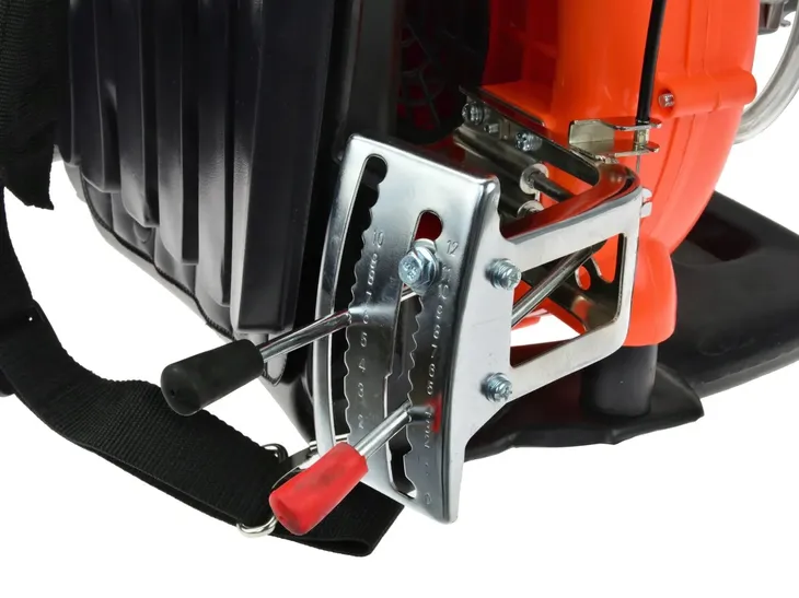 opryskiwacz-spalinowy-26l-1-zasilanie-spalinowe