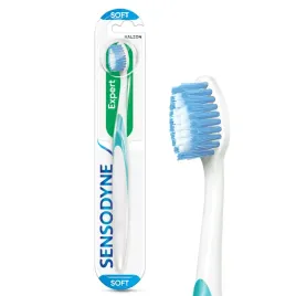 sensodyne-expert-soft-delikatna-szczoteczka-do-zebow-soft-miekkie
