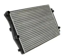 chlodnica-wody-audi-seat-skoda-vw