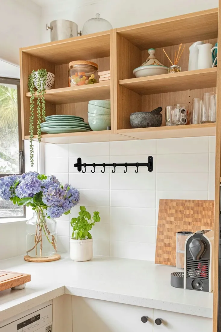 reling-kuchenny-eldar-czarny-waga-z-opakowaniem-0-25-kg