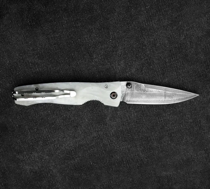 mcusta-elite-corian-damascus-vg-10-85-cm-marka-mcusta