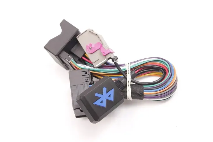 adapter-bluetooth-dla-audi-rns-e-rnse-bezinwazyjny-zrodlo-sygnalu-bluetooth