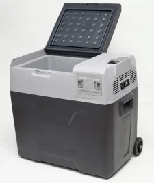 lodowka-turystyczna-kompresorowa-bcx50-l-bateria