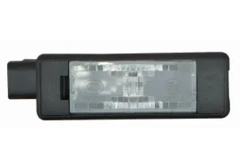 lampka-tablicy-rejestracyjnej-citroen-peugeot-ds-207-307-c3