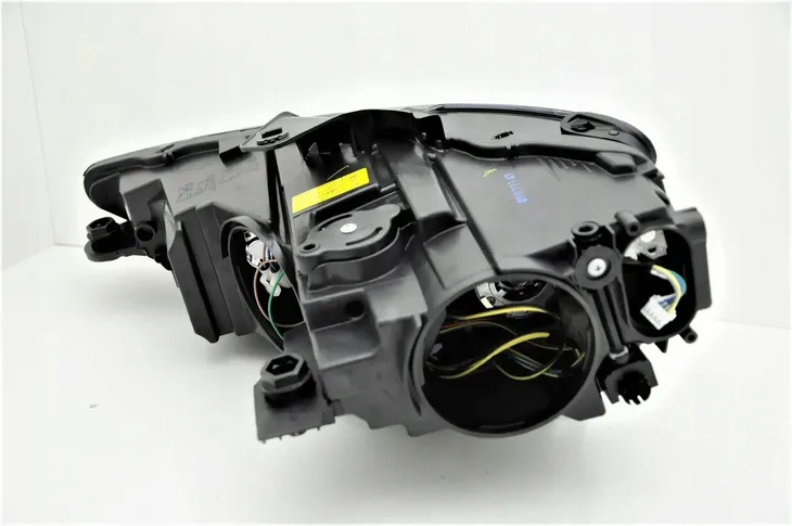 audi-a3-od-16-reflektor-xenon-led-prawy-producent-czesci-depo
