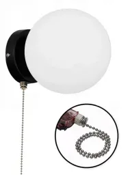 lampa-scienna-kinkiet-z-wlacznikiem-on-off-lancuszkowym-szklany-klosz-kula