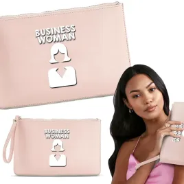 kosmetyczka-damska-pdm-dla-szefowej-02-roz-na-zamek-soft-pink